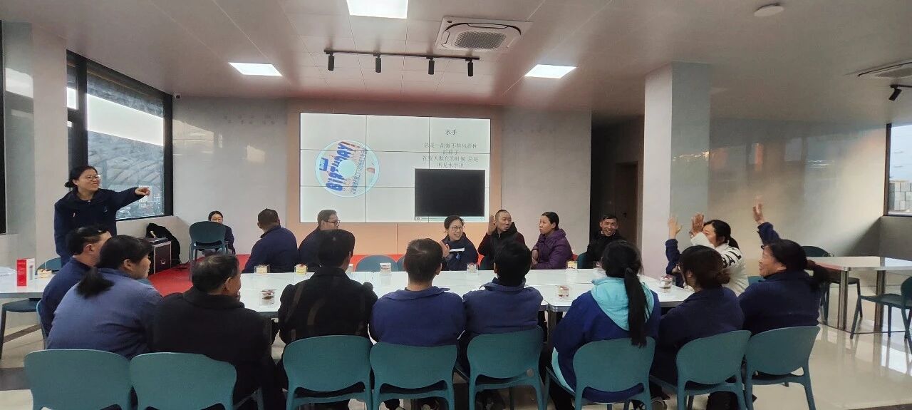 0d9da9cf53d93055622545f8d462539e